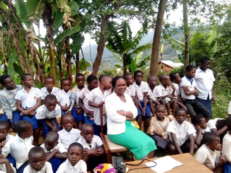 46739358_2176227592590066_3782801211980251136_n-768×576