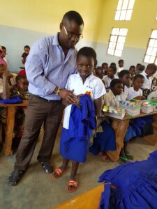 68957538_2336376853241805_5379126898183897088_n-225×300